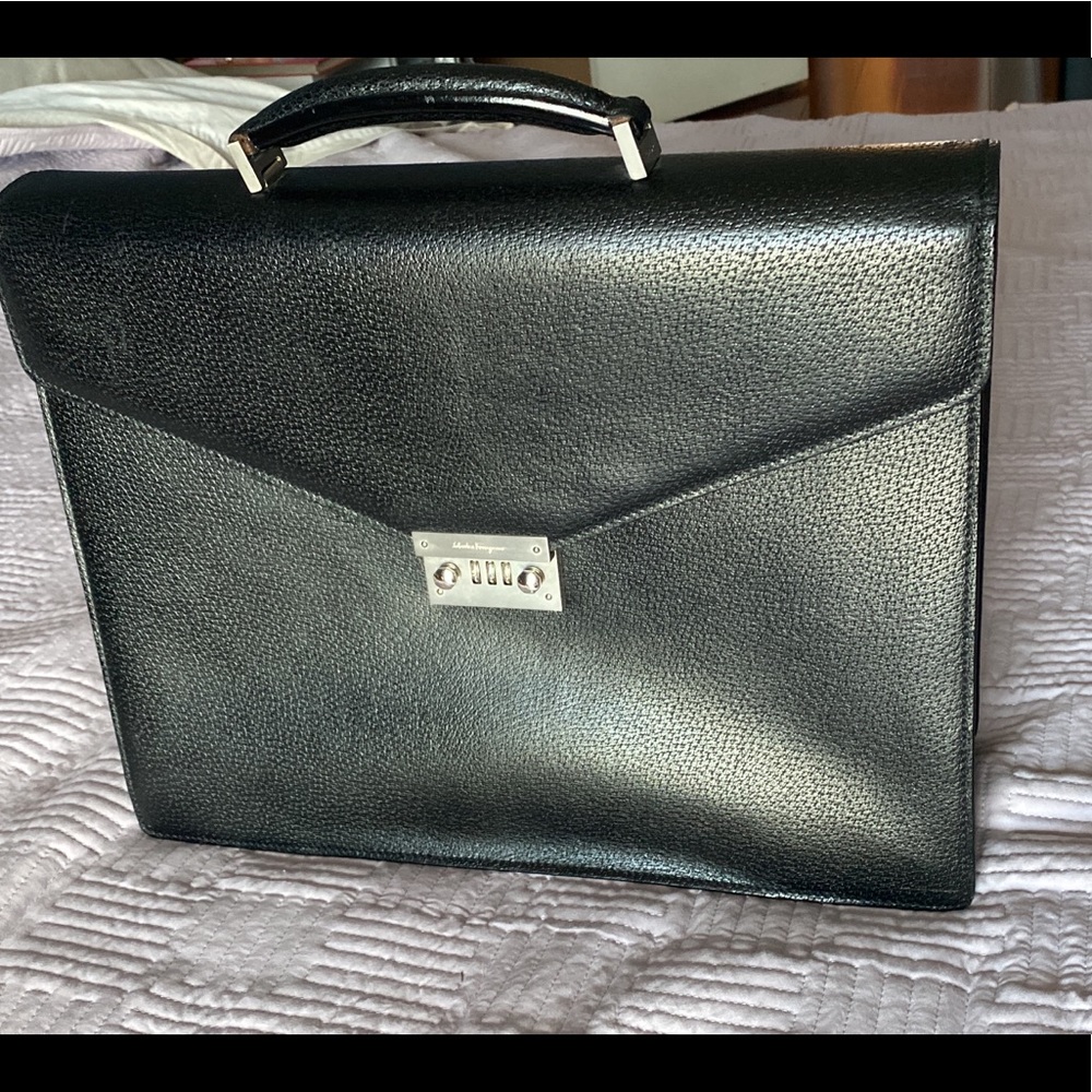 Salvatore Ferragamo business suitcase like new